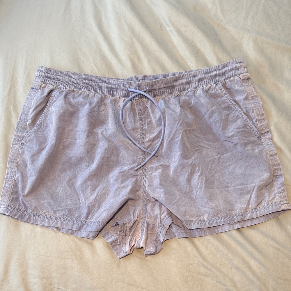 Athleta Expedition Short in Light Lavender